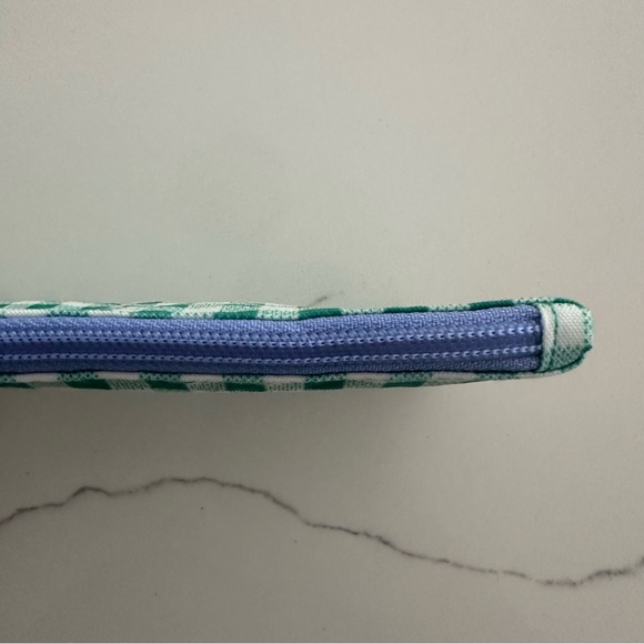 NWT BAGGU Go Pouch Set of Two in Large and Small Size Green and White Gingham - Picture 4 of 8